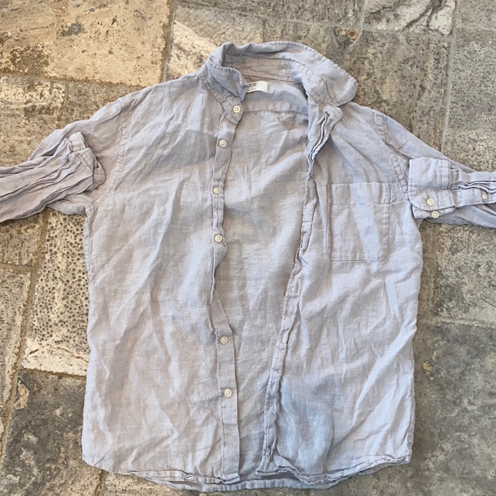 Uniqlo Ling Sleeve Button Down - Small